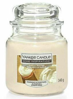 YANKEE CANDLE Yankee Candle Home Inspiration fragranza Vanilla Frosting (crema alla vaniglia) candela media